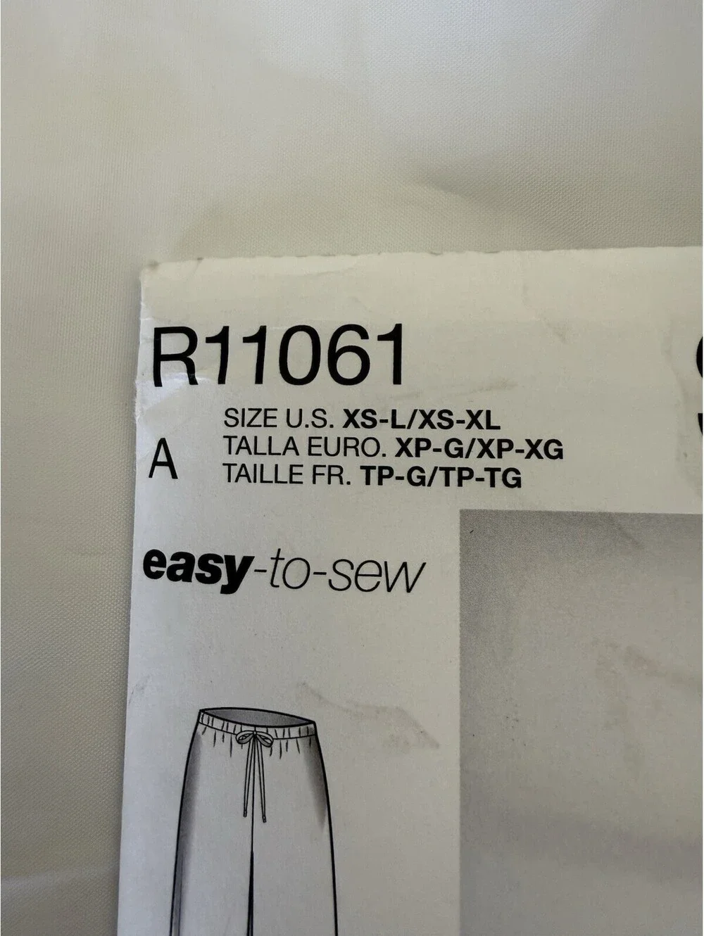 Simplicity R11061 Easy to Sew Pants Pattern Unisex Children Men Women Uncut NEW